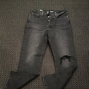 Levi's Women's Wedgie  Straight Leg Jeans 28/28